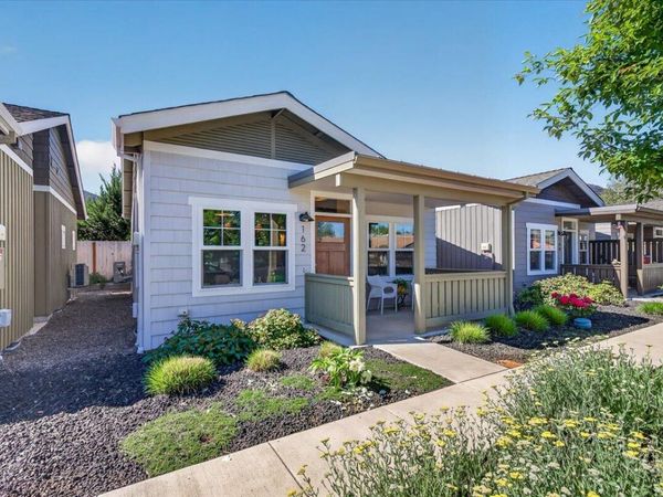 162 Mountain View Drive, Ashland, OR 97520