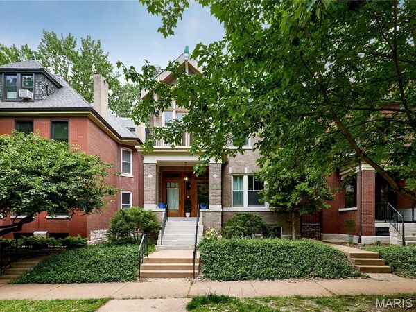 3863 Utah Place , St Louis, MO 63116