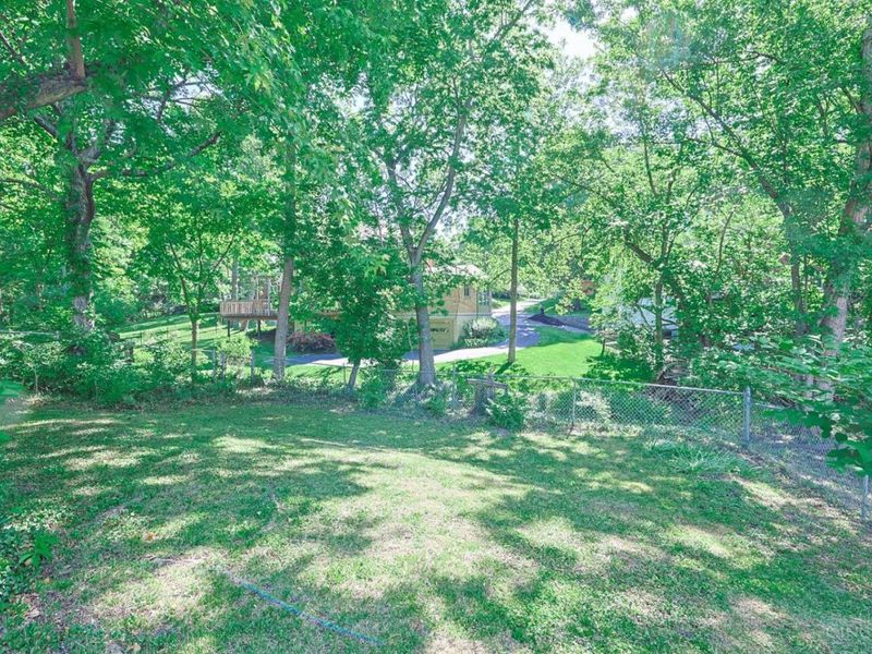 224 Charles Street, Wyoming, OH 45215 Photo 32