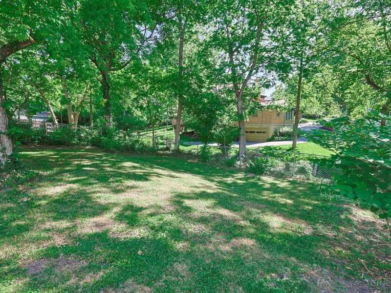 224 Charles Street, Wyoming, OH 45215 Photo 34