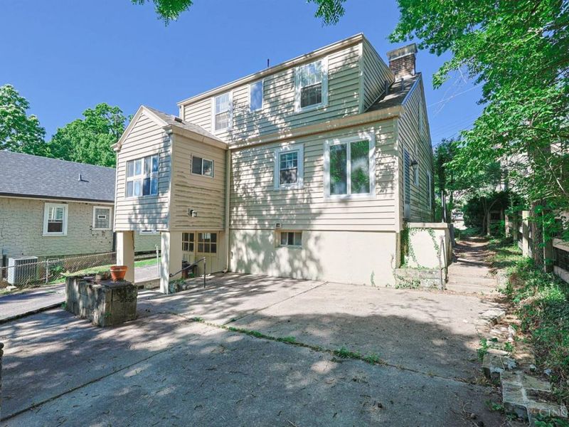 224 Charles Street, Wyoming, OH 45215 Photo 37