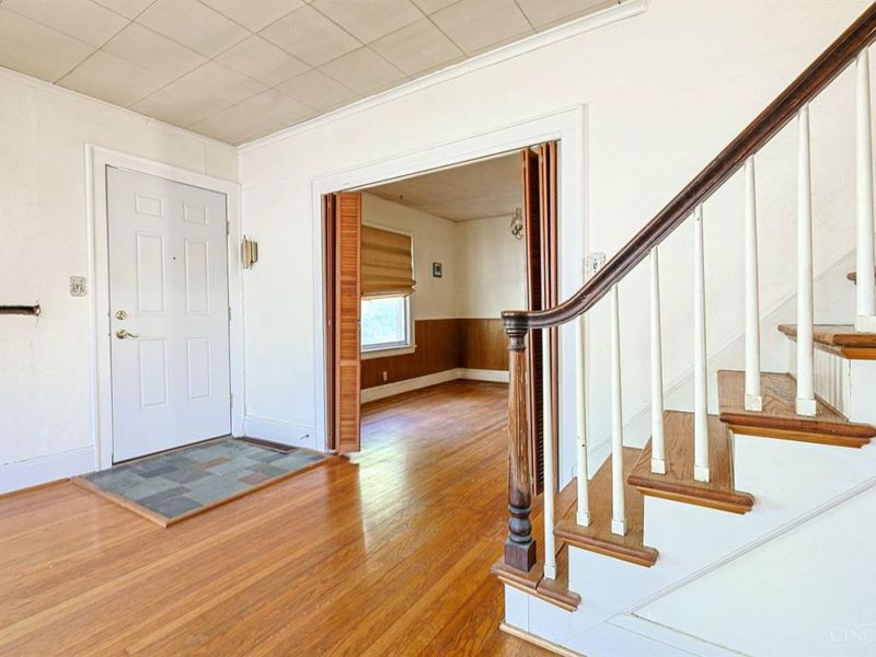 224 Charles Street, Wyoming, OH 45215 Photo 5