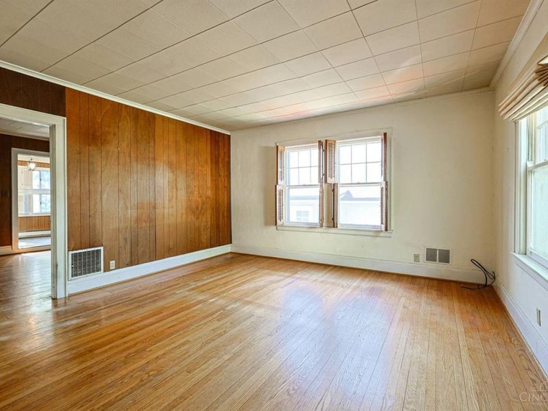 224 Charles Street, Wyoming, OH 45215 Photo 6