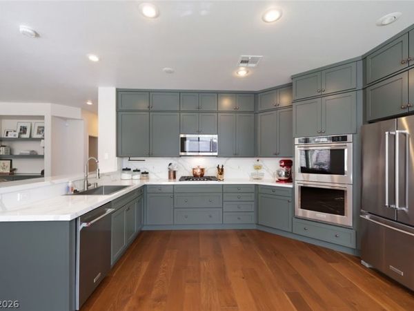 1366 Minuet Street , Henderson, NV 89052