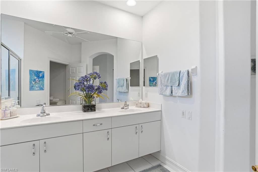 800 Carrick Bend Cir, Unit 103, Naples, FL 34110 Photo