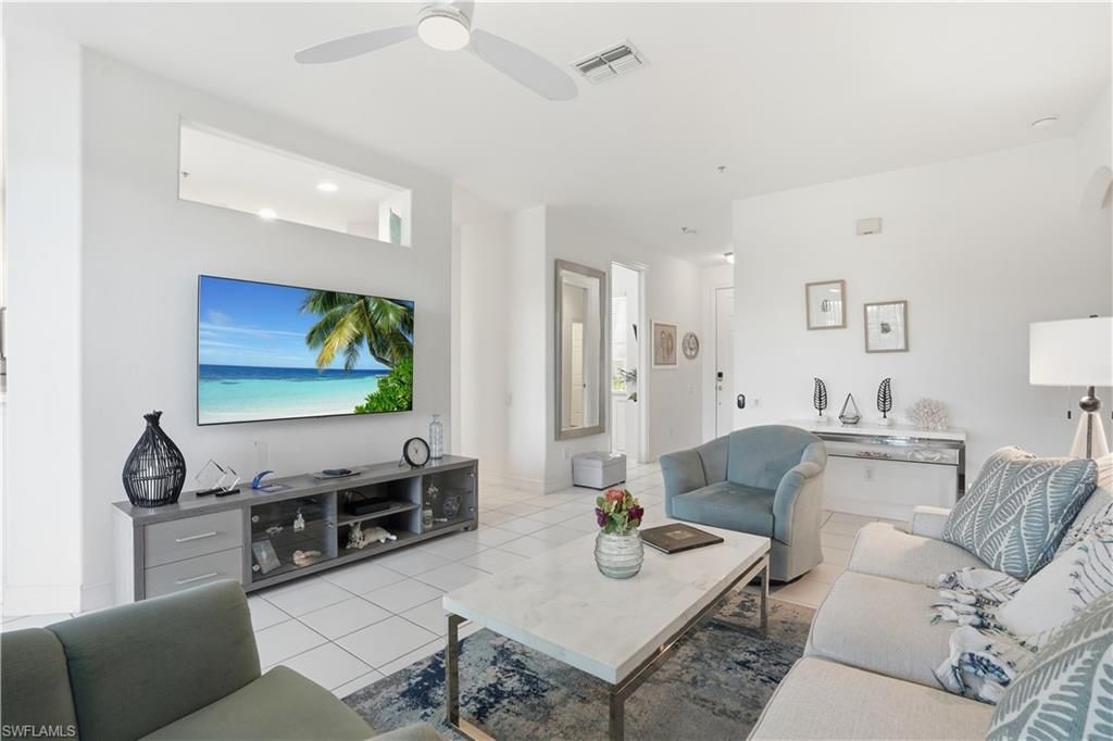 800 Carrick Bend Cir, Unit 103, Naples, FL 34110 Photo