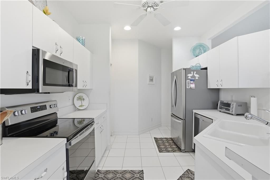 800 Carrick Bend Cir, Unit 103, Naples, FL 34110 Photo