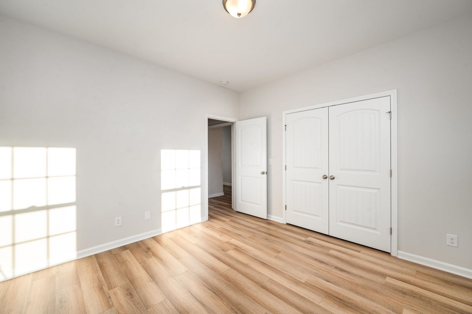 5115 Water Breeze Ct. Photo 13