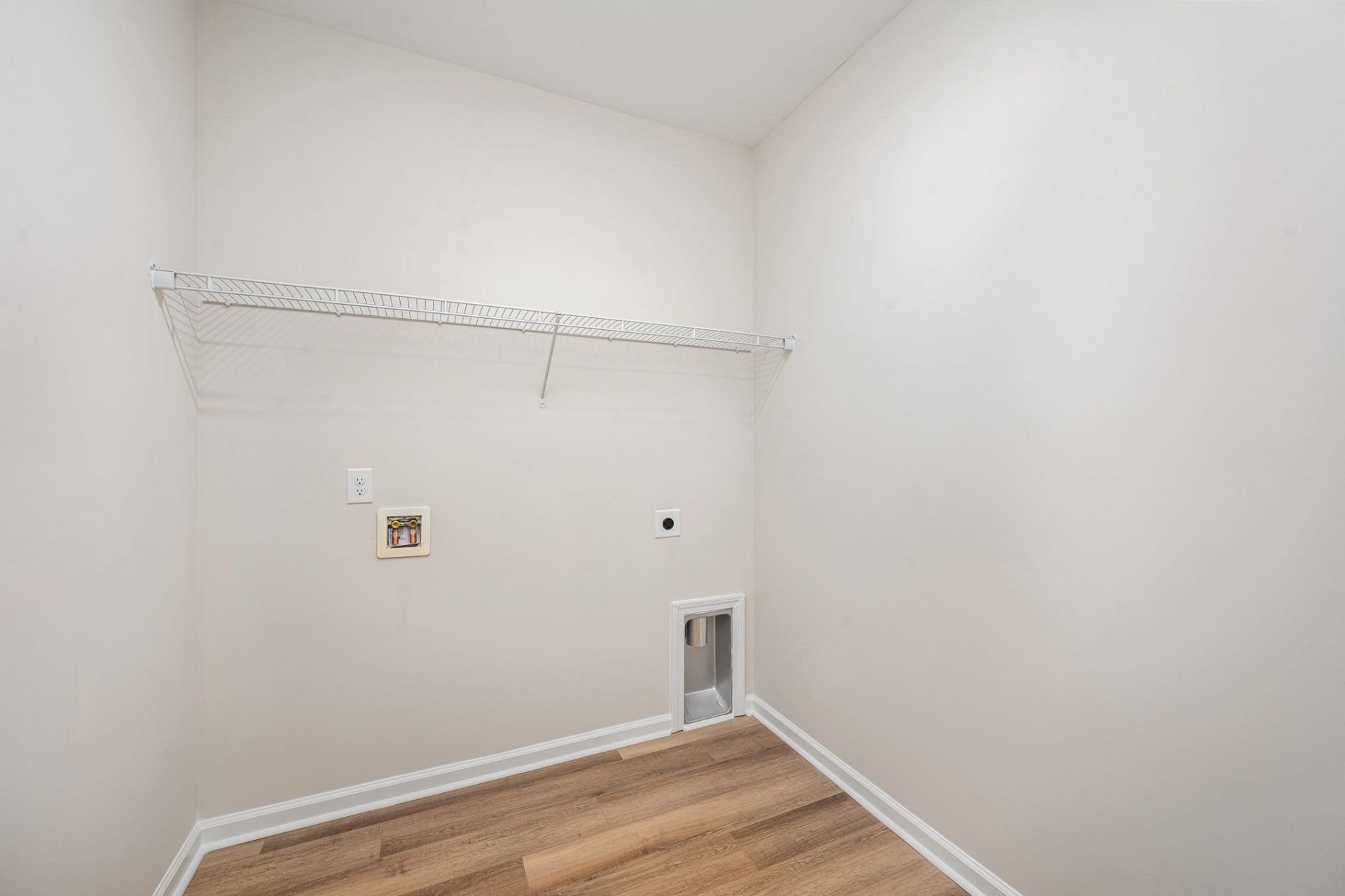5115 Water Breeze Ct. Photo 17