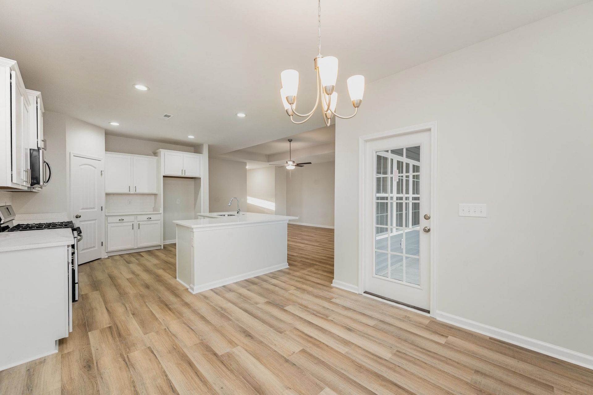 5115 Water Breeze Ct. Photo 7