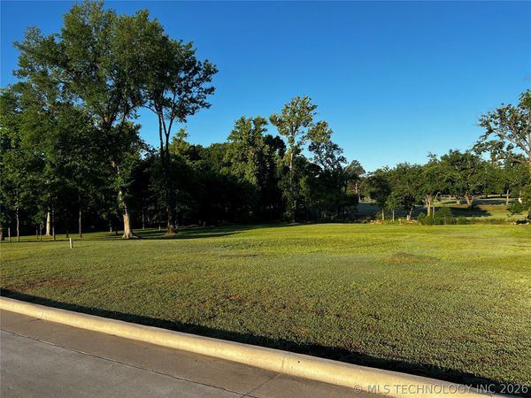 2937 Huddersfield Court , Muskogee, OK 74403