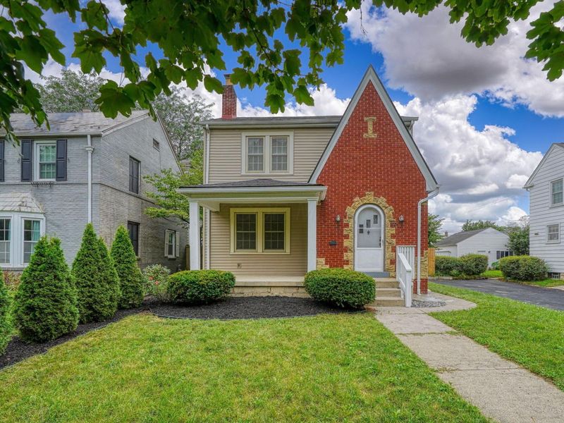 891 Vernon Road, Columbus, OH 43209 Photo 2