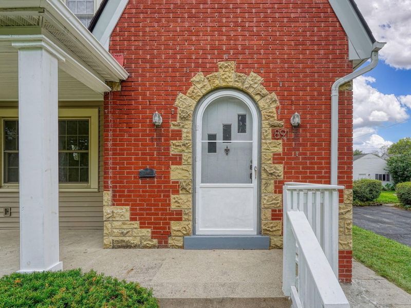 891 Vernon Road, Columbus, OH 43209 Photo 5