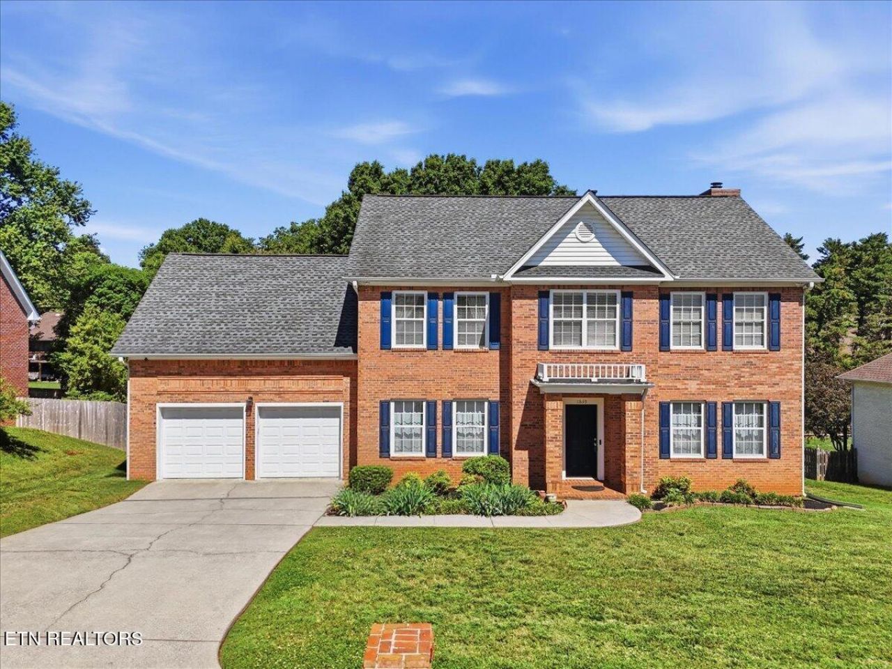 1833 Southcliff Drive, Maryville, TN 37803 Main Photo