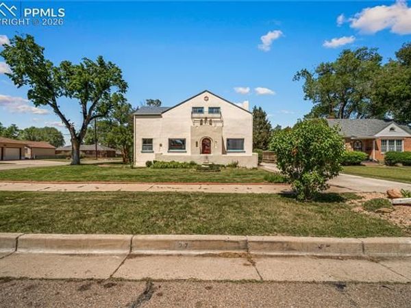 27 Dunsmere Avenue, Pueblo, CO 81004