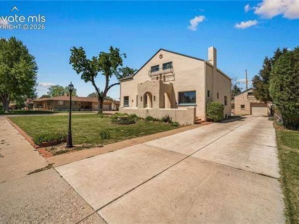 27 Dunsmere Avenue, Pueblo, CO 81004