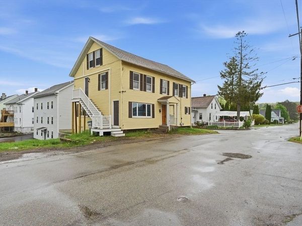 3 Chestnut Street, Dudley, MA 01571