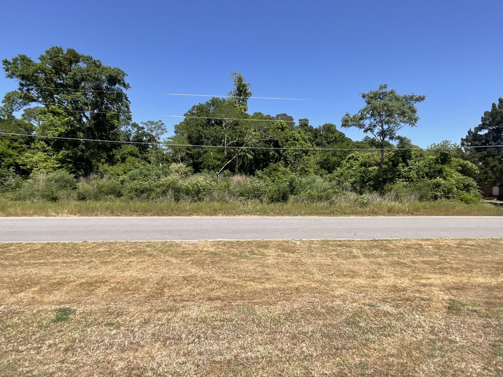 3494 Railroad Avenue Photo 4