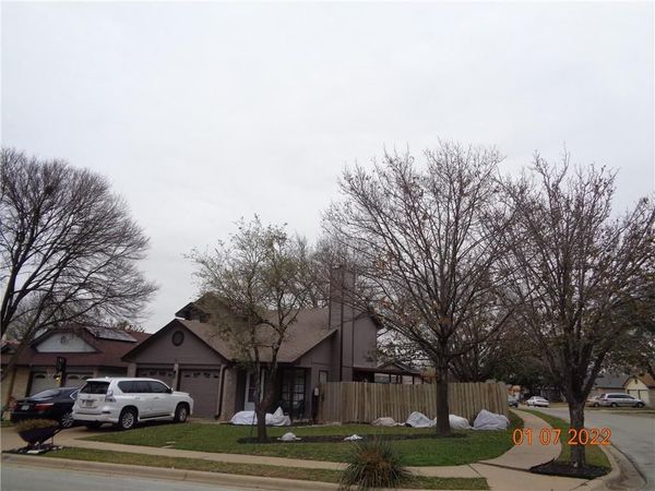 2300 Dowd LN, Austin, TX 78728