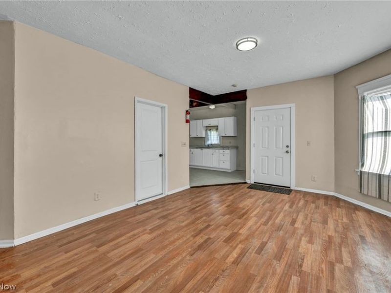 3408 Riverside Avenue , Cleveland, OH 44109 Photo 13