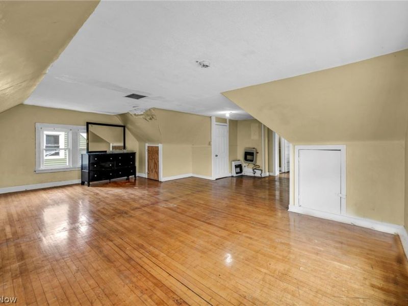 3408 Riverside Avenue , Cleveland, OH 44109 Photo 34