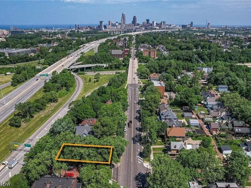 2962 W 14th Street, Cleveland, OH 44113 Photo 3