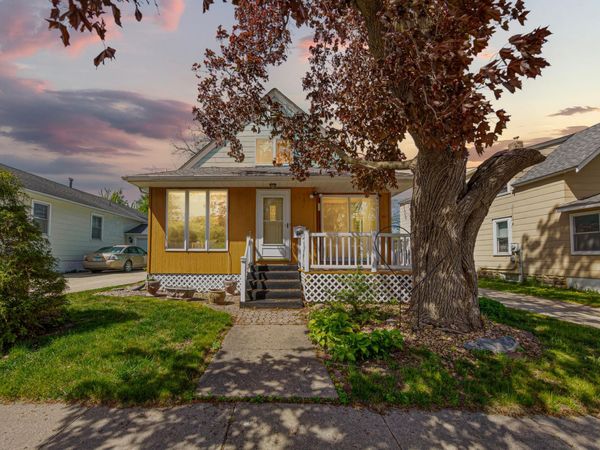 113 7th Avenue NE, Waseca, MN 56093