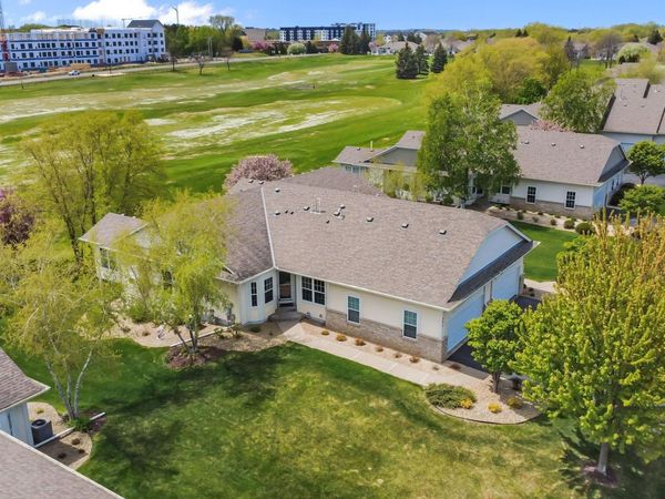551 Holly Lane N, Oakdale, MN 55128