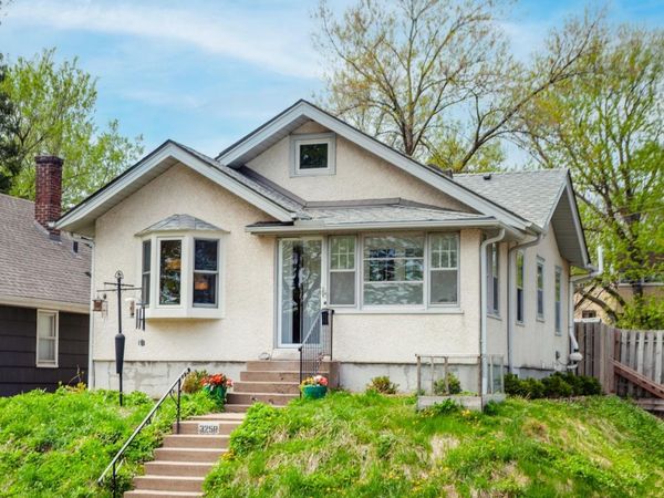 3258 Hayes Street NE, Minneapolis, MN 55418