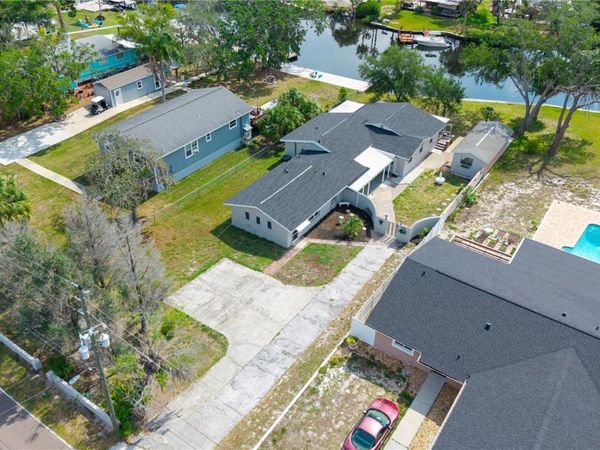 5822 RIVER ROAD , NEW PORT RICHEY, FL 34652