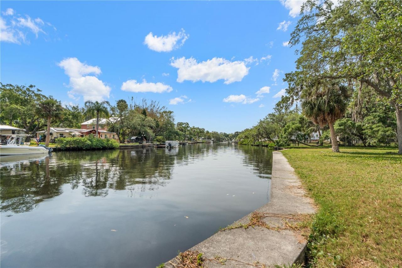 5822 River Road , New Port Richey, FL 34652 Photo