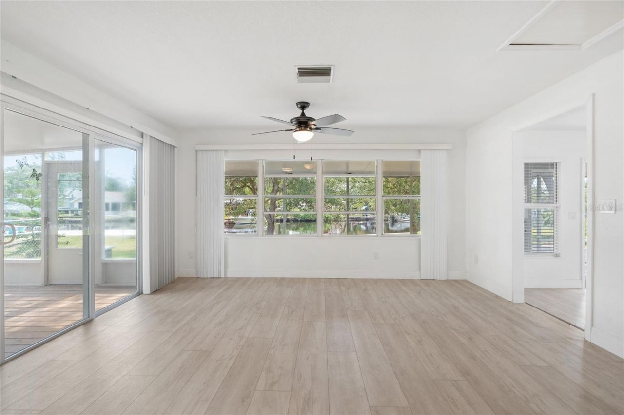 5822 River Road , New Port Richey, FL 34652 Photo