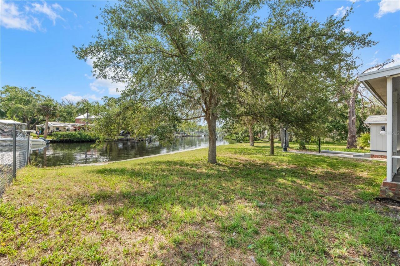 5822 River Road , New Port Richey, FL 34652 Photo