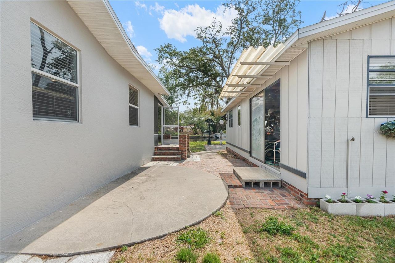 5822 River Road , New Port Richey, FL 34652 Photo