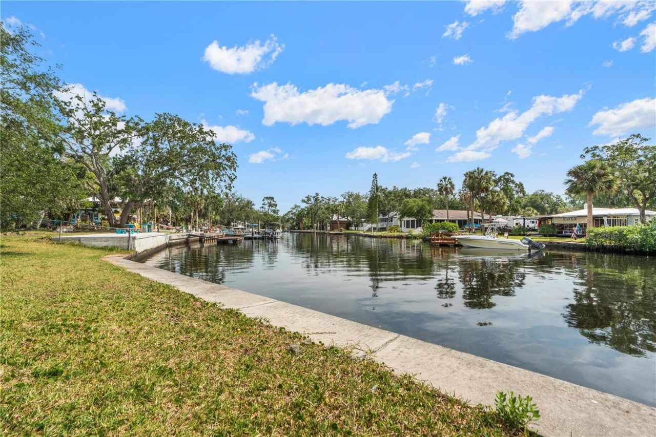 5822 River Road , New Port Richey, FL 34652 Photo