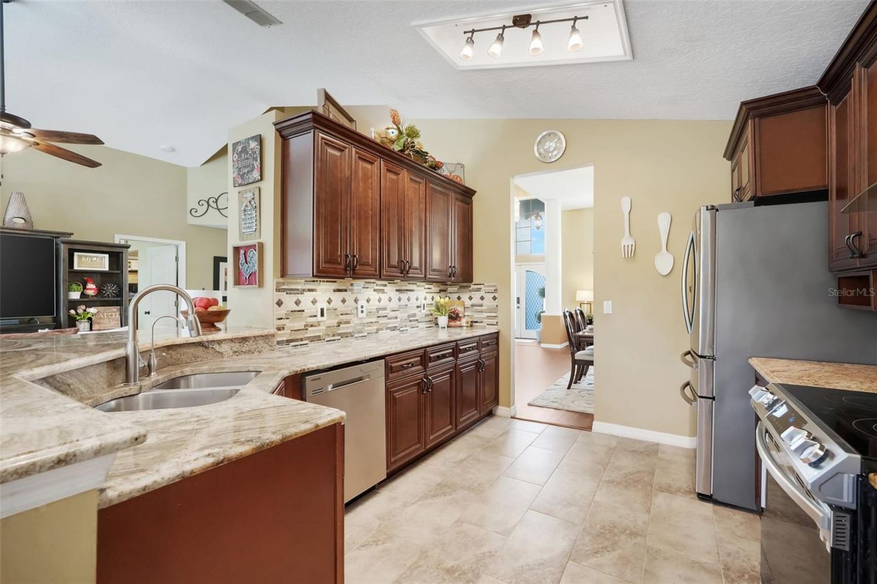 2733 Runyon Circle, Orlando, FL 32837 Photo