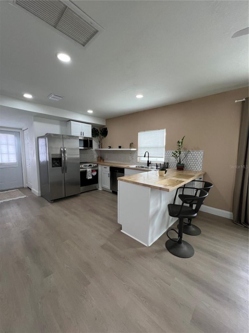 3859 9th Avenue S, Saint Petersburg, FL 33711 Photo