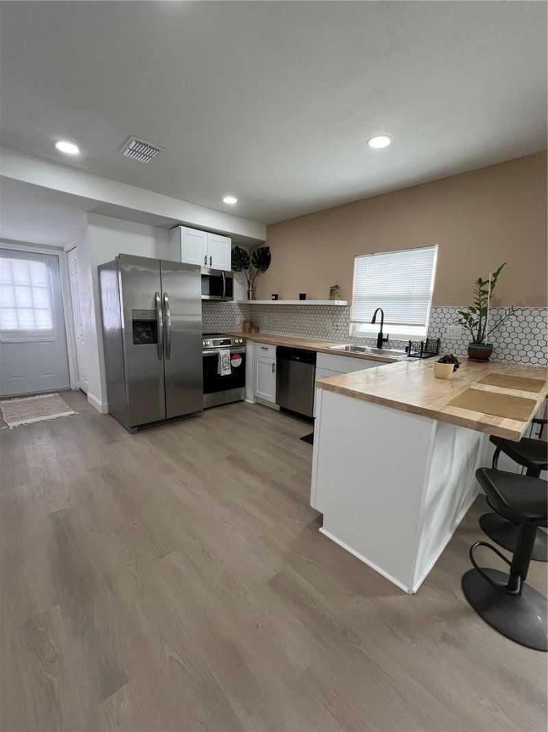 3859 9th Avenue S, Saint Petersburg, FL 33711 Photo