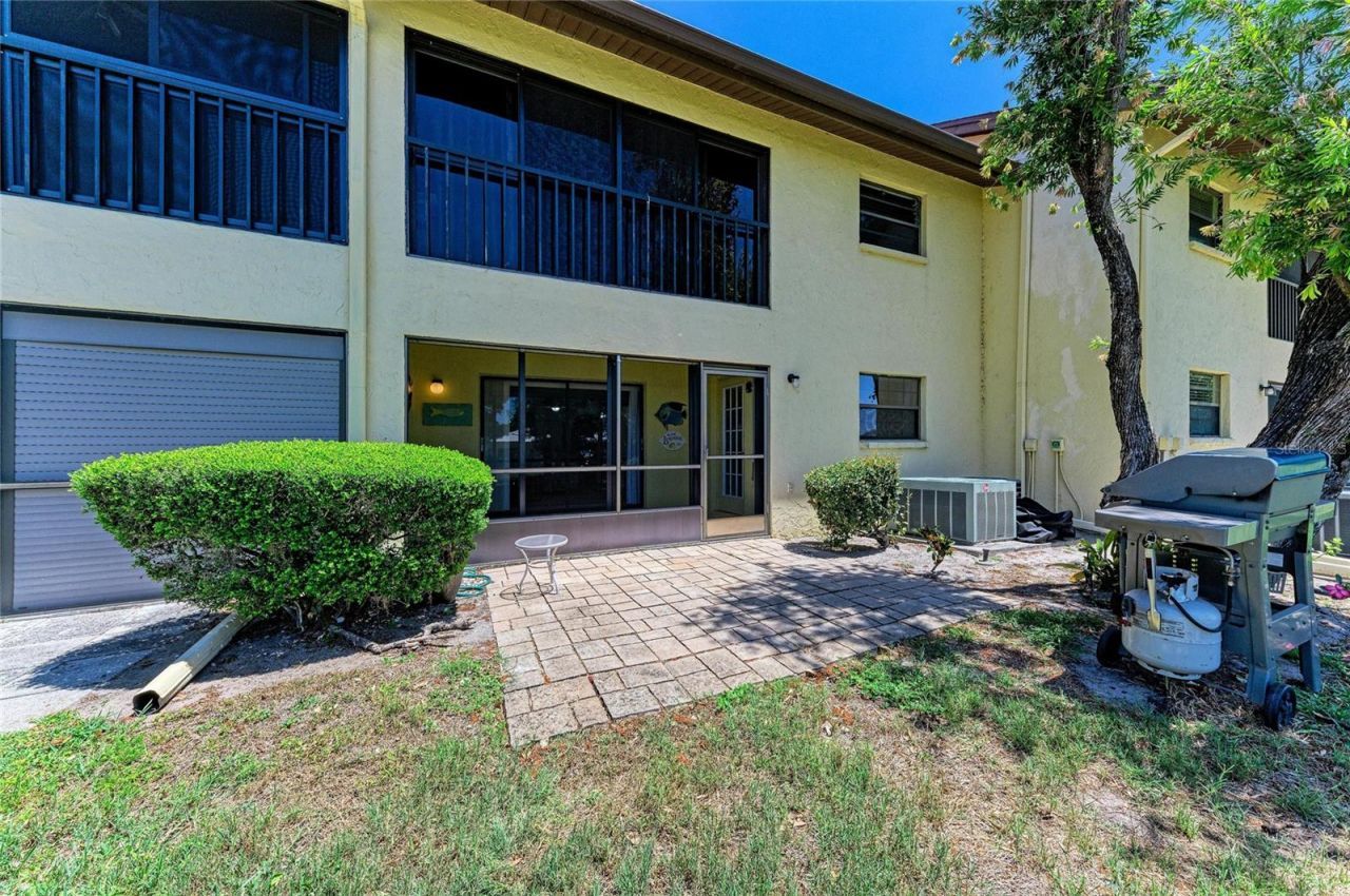 4412 Spicewood Drive , Unit E, Bradenton, FL 34208 Photo