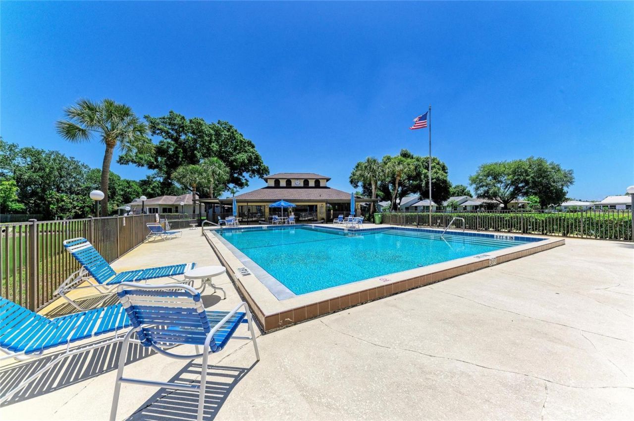 4412 Spicewood Drive , Unit E, Bradenton, FL 34208 Photo