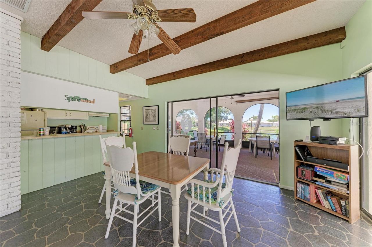4412 Spicewood Drive , Unit E, Bradenton, FL 34208 Photo