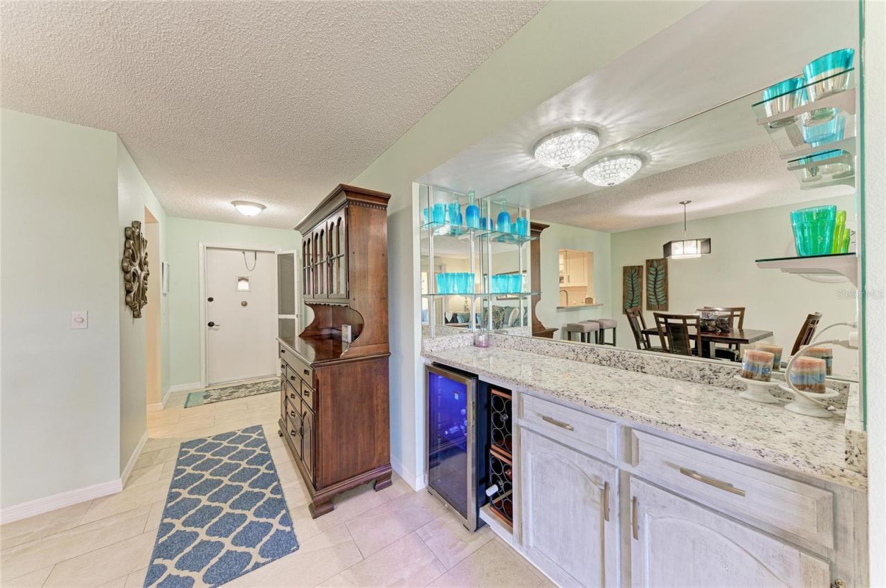 4412 Spicewood Drive , Unit E, Bradenton, FL 34208 Photo