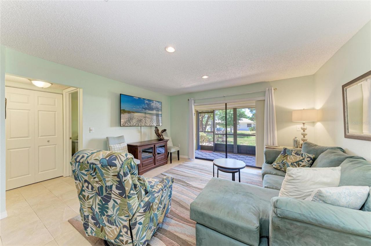 4412 Spicewood Drive , Unit E, Bradenton, FL 34208 Photo