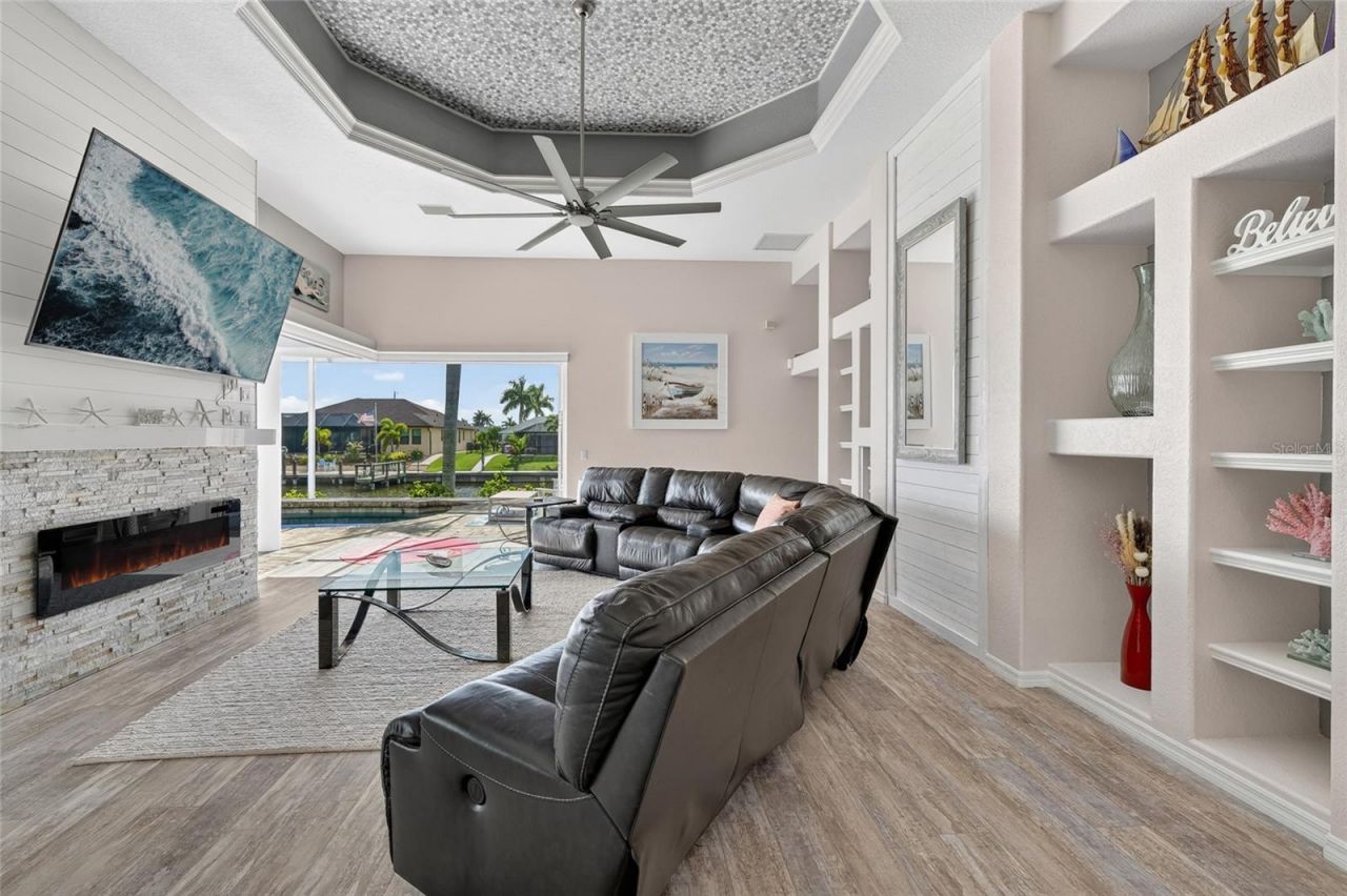 9348 Spring Circle , Port Charlotte, FL 33981 Photo