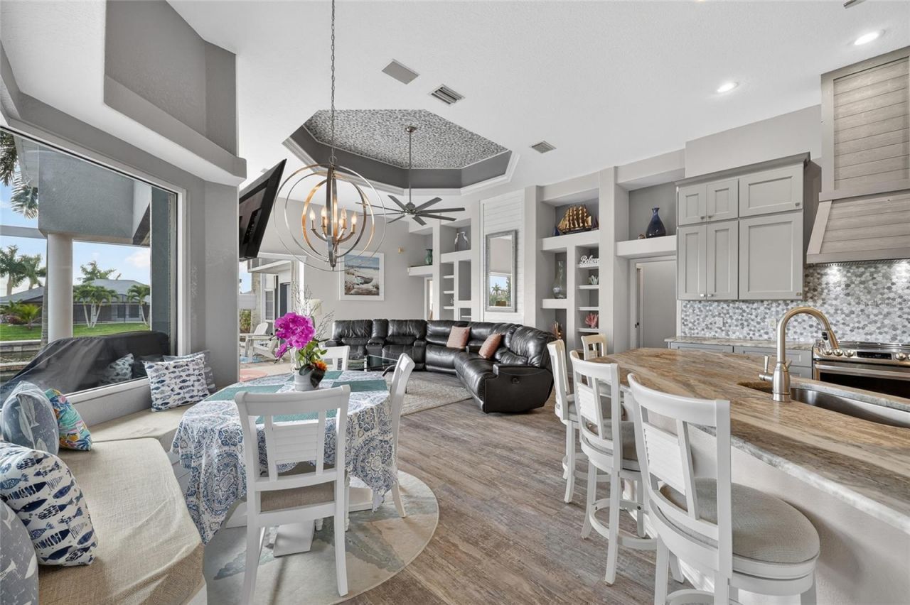 9348 Spring Circle , Port Charlotte, FL 33981 Photo