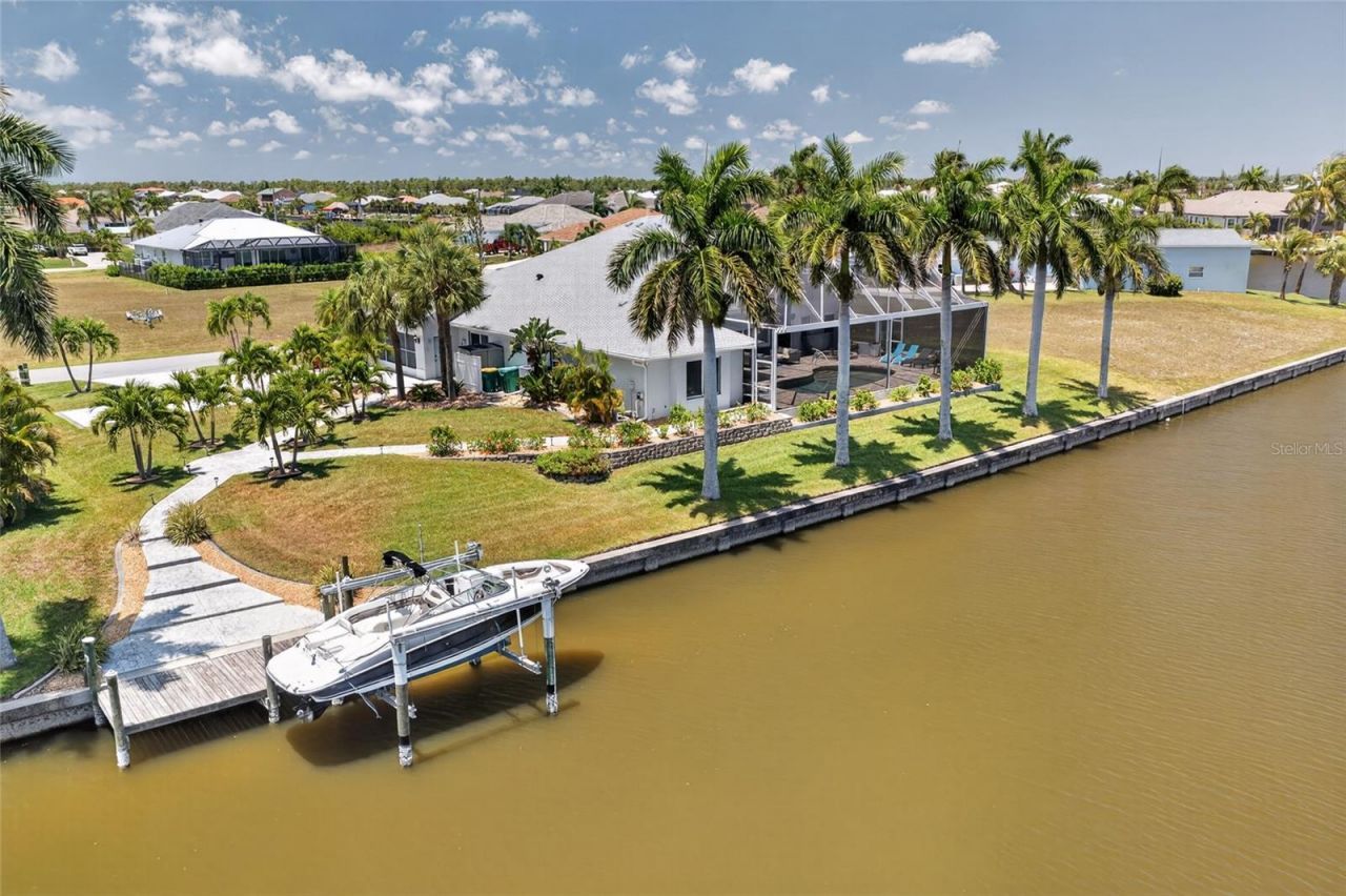 9348 Spring Circle , Port Charlotte, FL 33981 Photo
