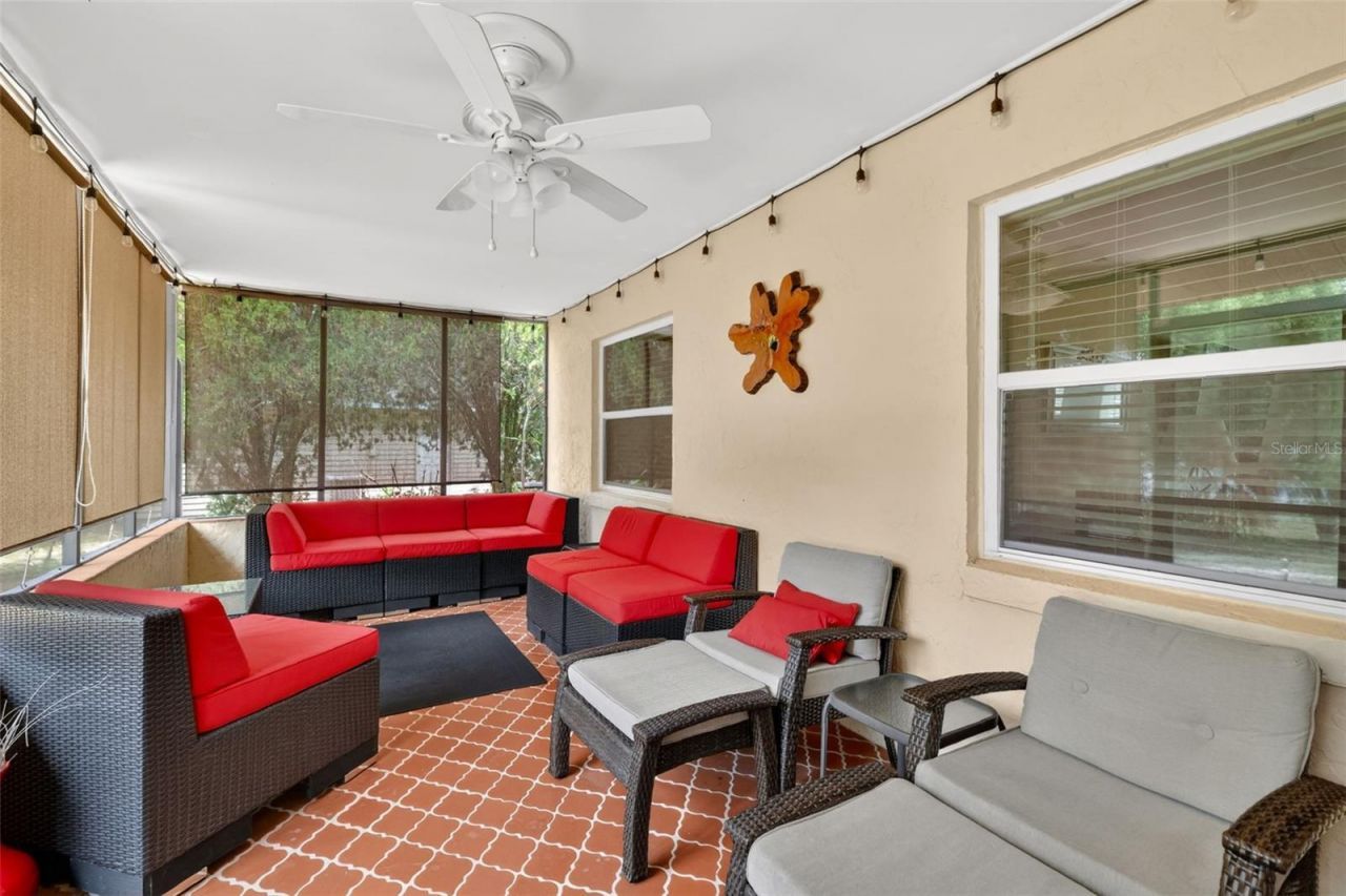5 Lonesome Pine Trail, Yalaha, FL 34797 Photo