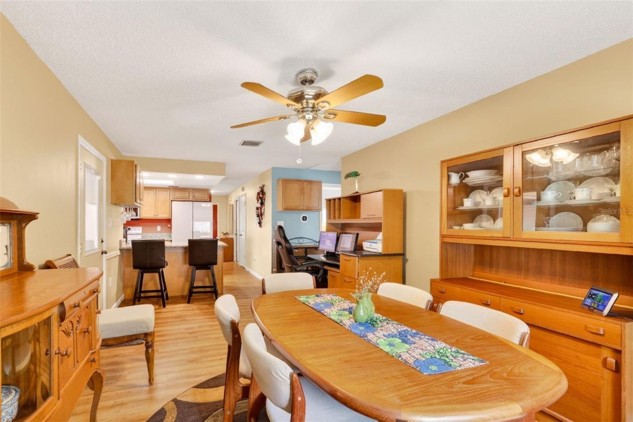 5 Lonesome Pine Trail, Yalaha, FL 34797 Photo