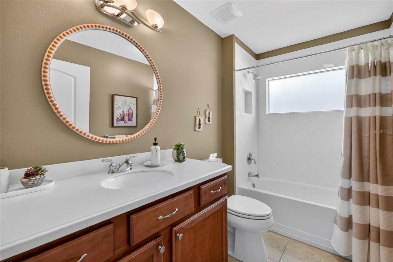 2327 Wakefield Way, Mount Dora, FL 32757 Photo