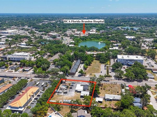 504 S KINGS AVENUE , BRANDON, FL 33511